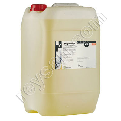 Dégraissants, détergents, désinfectants, insecticides et vitres