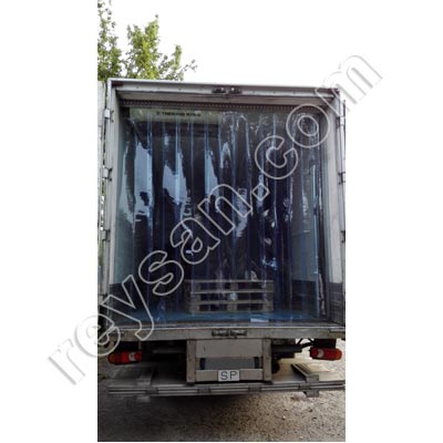 PORTE SOUPLE A LANIERES