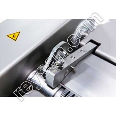 DÉPELADEUSE-DÉCORTEUSE DE VIANDE SB46 MANUELLE