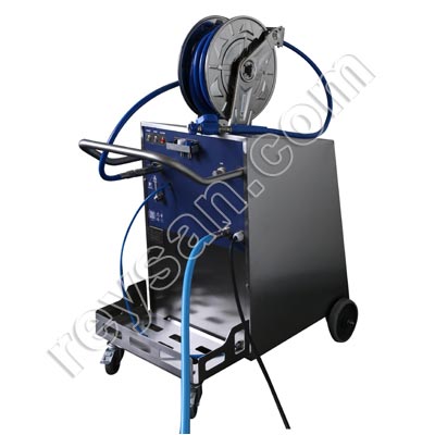 CENTRALE DE NETTOYAGE PORTABLE POUR 2 PRODUITS