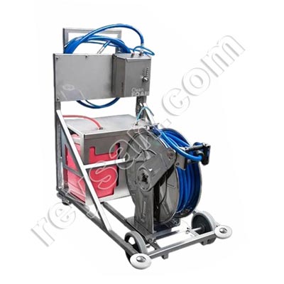 CENTRALE DE NETTOYAGE PORTABLE POUR 2 PRODUITS AVEC SATELLITE